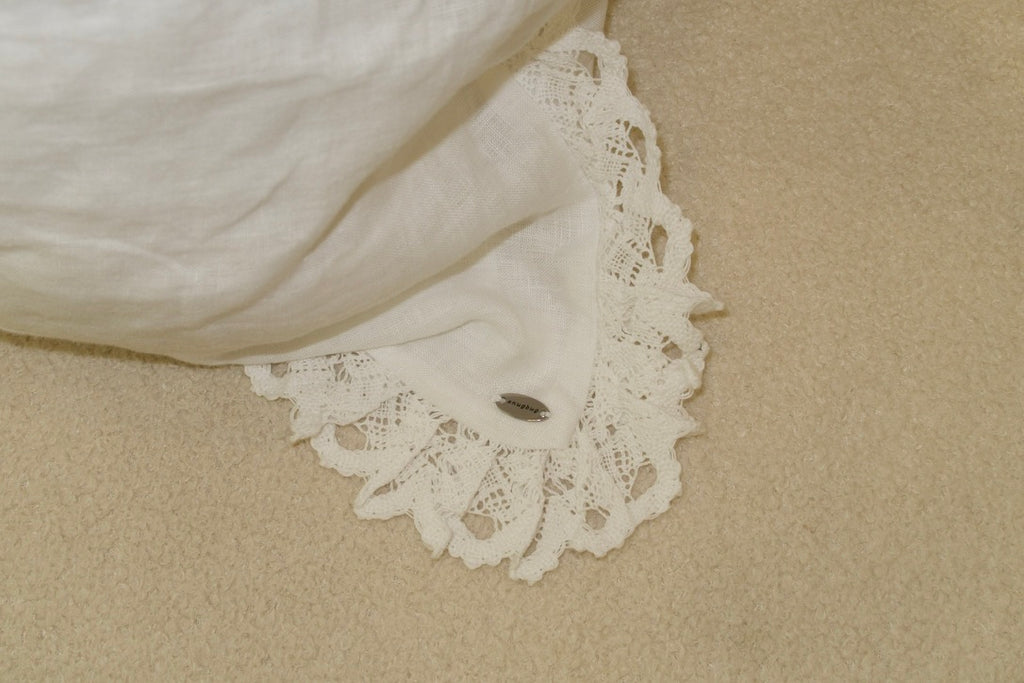 Cloud White Lace Pillowcase