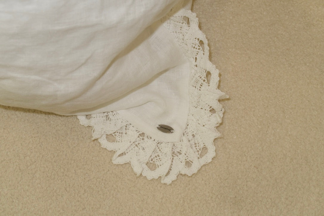 Cloud White Lace Pillowcase